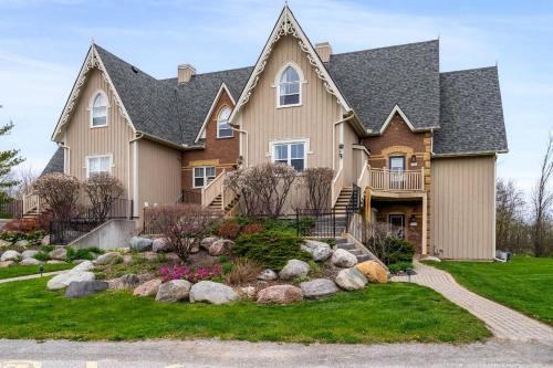 Beautiful & Bright 3 Bed Townhome Near Village, Blue Mountains (foto 3)