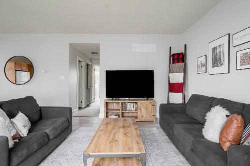 Beautiful & Bright 3 Bed Townhome Near Village, Blue Mountains (foto 9)