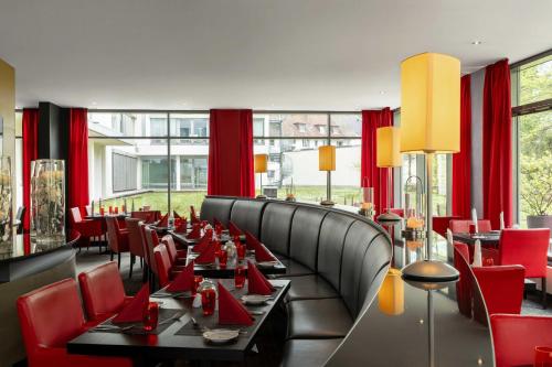Restaurant, Ramada by Wyndham Essen in Essen City Center