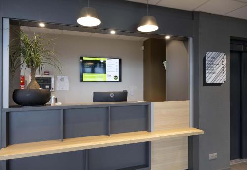 Előcsarnok, B&B HOTEL Saint-Geours-de-Maremne Hossegor in Dax