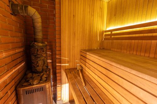 ซาวน่า, Beltes Guest House in อซารี