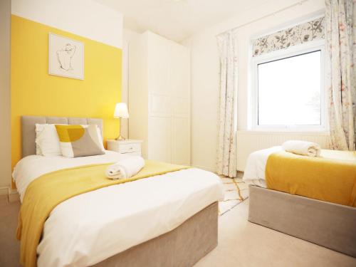 Mount Rd By N And N Stays Ltd, Perfect for contractors and workers close to local amenities, large driveway, fast wifi, Bath (fotografie 8)