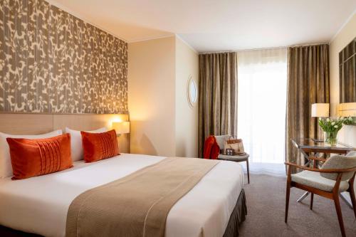 room detail thumbnail 0