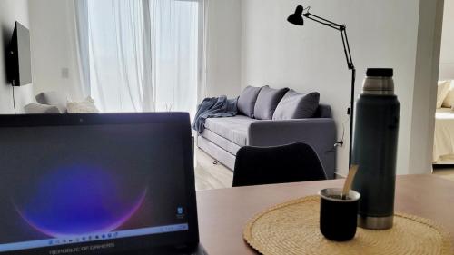 One-Bedroom Apartment image 7