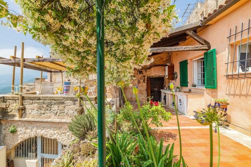 Dimora Concept - Il Trinchetto - Free parking in Borgio Verezzi