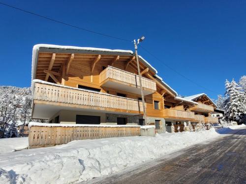 Appartement lumineux 4 pers Les Gets avec parking - FR-1-598-143 - image 3