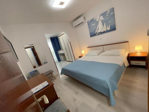Apartmens and Rooms Madunic V 4