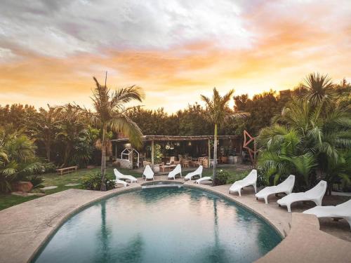 Swimming pool, Lombardini Game Farm and Rhino Sanctuary in Aston Bay