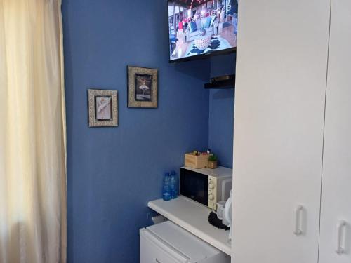 Double Room image 7