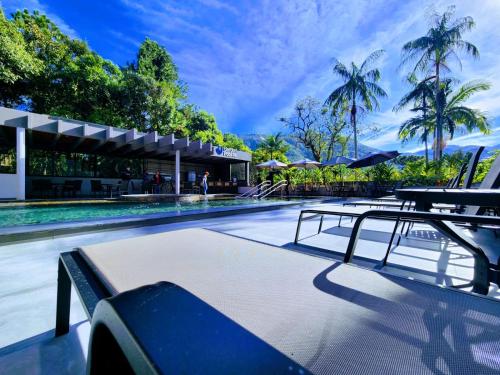 สระว่ายน้ำ, Minas Garden Hotel in ปอสซอสเดกาลเดส