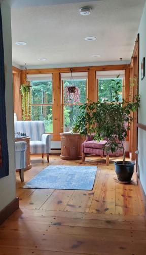 Elm City Carriage Barn - image 6