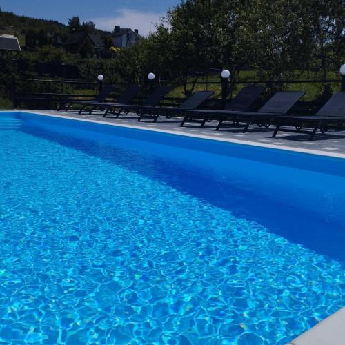 مسبح, Перлина Карпат in Skhidnytsya