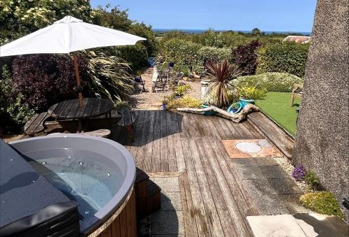 Golf & family chill cottage, hot-tub, beach 10 min, Coleraine (foto 2)