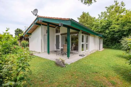 Ferienwohnpark Immenstaad am Bodensee Satteldachhaus Typ 10 SDR 104 in Immenstaad am Bodensee, Deutschland