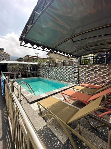 R&R Lodge in Буеа