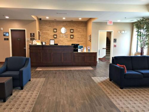 Comfort Inn & Suites Avera Southwest