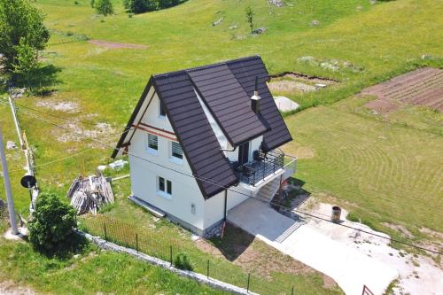 Planinska kuća Košutić (Planinska kuca Kosutic) in Umoljani
