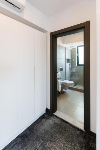 Apartment image 6