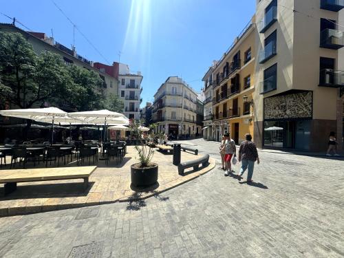 Bonito apartamento en histórica Plaza del Tossal, Valencie (fotografie 2)
