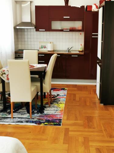 Apartments Mara Cres in Cres