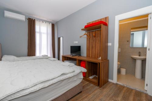 Gjuhadoli Hotel 2 - image 4