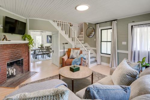 Pond Views: Spacious Family Home in Presque Isle! in Presque Isle (ME)