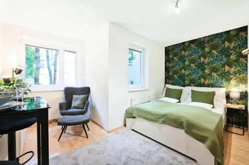 Bright City Apartment Free Parking & 2 Min to Subway in Wien, Österreich