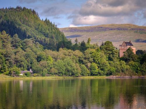 Castle Cottage No 2 in Ardtornish