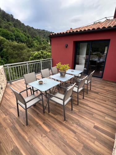 Domaine Baccia Donna Proche Nice, Climatisation, Jacuzzi chauffé, Pétanque & Parking gratuit (Domaine Baccia Donna Proche Nice, Climatisation, Jacuzzi chauffe, Petanque & Parking gratuit) in La Trinite