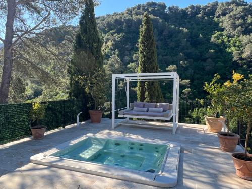 Domaine Baccia Donna Proche Nice, Climatisation, Jacuzzi chauffé, Pétanque & Parking gratuit (Domaine Baccia Donna Proche Nice, Climatisation, Jacuzzi chauffe, Petanque & Parking gratuit) in La Trinite