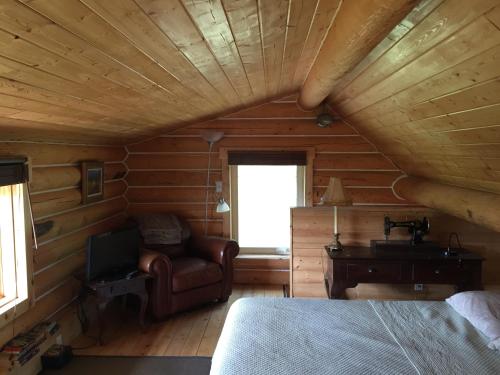 Cabins Over Crag Lake