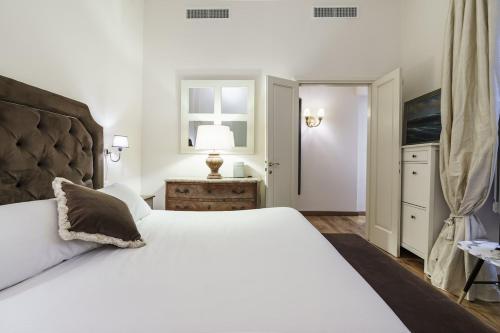 Luxury Nest in Historic Florence - image 8