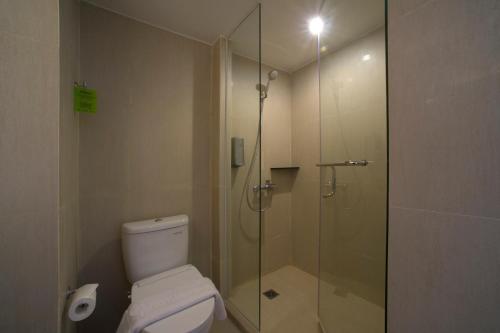 Superior Twin Room image 4