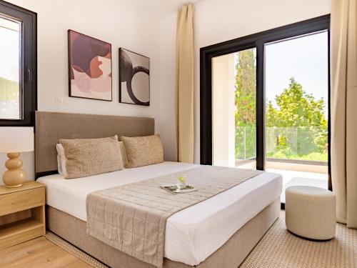 Two-Bedroom Apartment with Balcony image 8