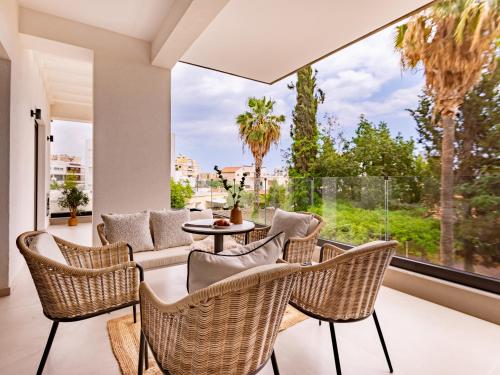 Two-Bedroom Apartment with Balcony image 2