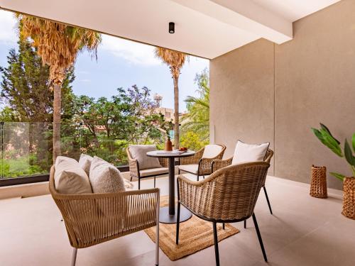 Sanders Breeze Limassol - image 2