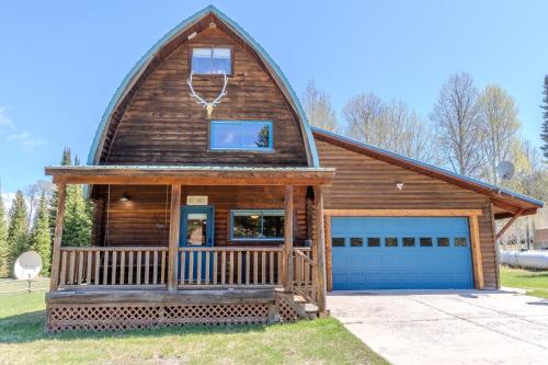 Blue Spruce Cabin in West Yellowstone, USA