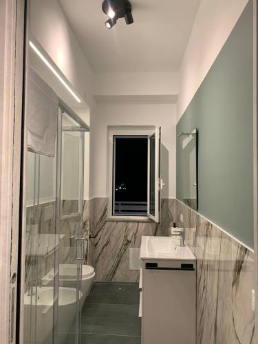 Ducha, Moonlight Apartments in Rossano