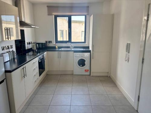 Modern Apartment Sleeps 4 & Free Parking, Manchester (fotografie 6)
