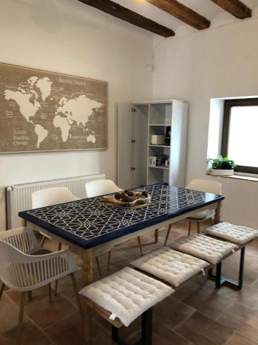 Masía El Sombrial de San Lorenzo (Masia El Sombrial de San Lorenzo) in 阿爾法法拉