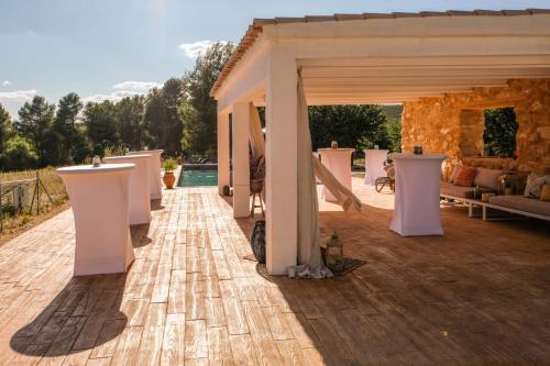 Masía El Sombrial de San Lorenzo (Masia El Sombrial de San Lorenzo) in 阿爾法法拉