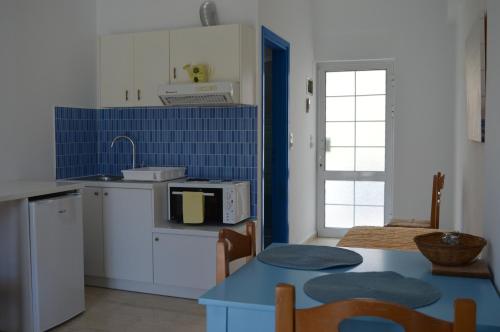 Ikonomakis Apartments - image 5
