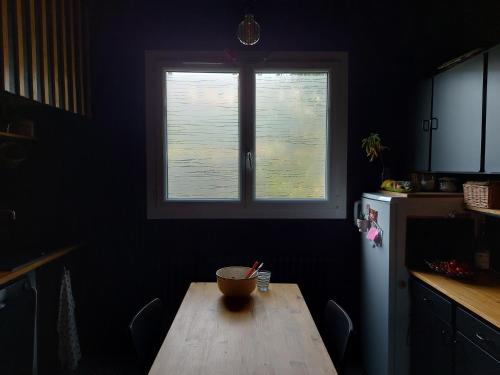 Konyha, Auch dans un Écrin de Verdure (Auch dans un Ecrin de Verdure) in Auch