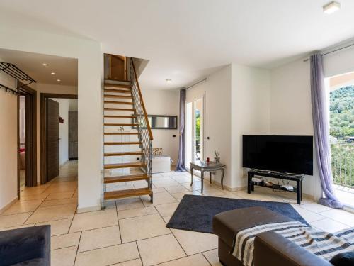  Apartment Casa Mimosa by Interhome in Pontedassio