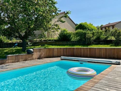 Maison avec piscine le puy en velay gîte à louer Vals-près-le-Puy