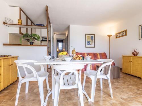 Apartment Les Maisons sur la Plage-3 by Interhome near fuZion