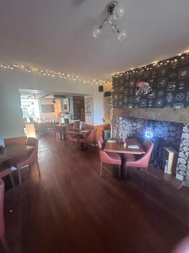 Laburnum Guest House at Bistro En Glaze in Wylam