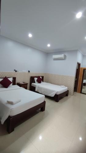 Budget Twin Room image 5