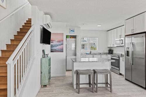 Ocean Isles #123 - Ocean Views, Resort Style Pool