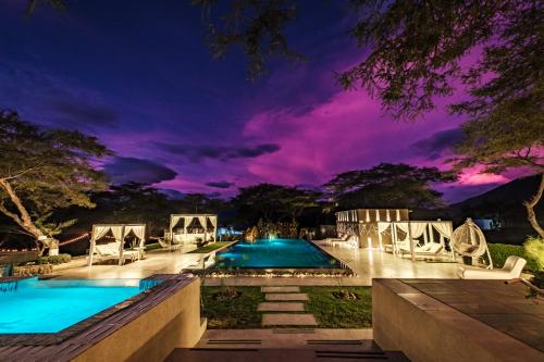 Tunas & Cabras Hotel